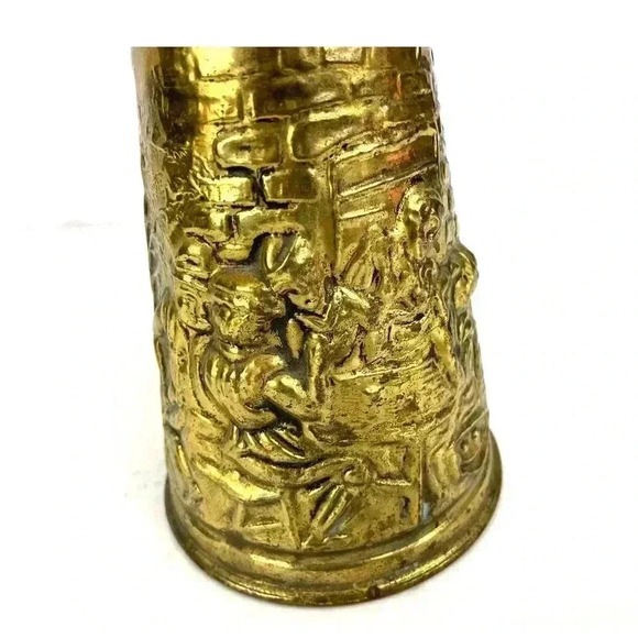 VTG Brass Embossed Pitcher Made in England Pub Scene 8.5" Hammered - Picture 14 of 15